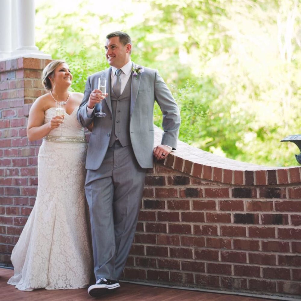 Meet your Posher, Hillary